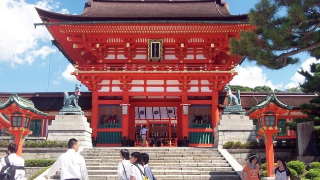 Being gay in Japan temples summer