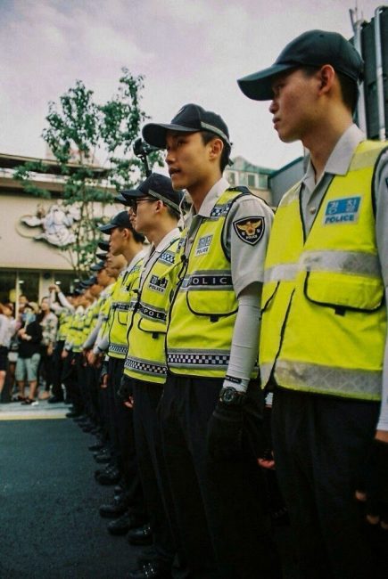 seoul-pride-maleq-police-line