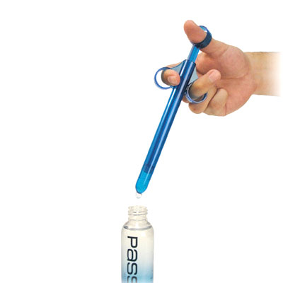 One-Shot-XL-Lubricant-Launcher-Blue-Hand