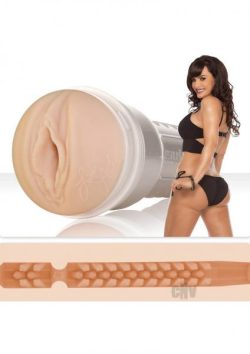 Fleshlight Lisa Ann Barracuda Main