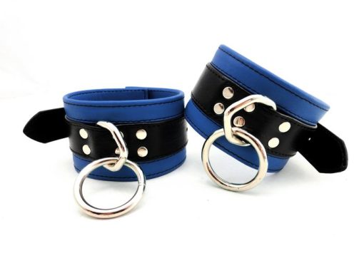 (WD) WRIST CUFFS BLACK/BLUE