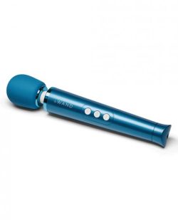 Le Wand Petite Rechargeable Massager Blue main