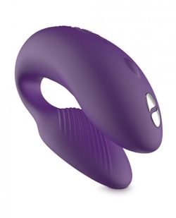 We Vibe Chorus Purple Couples Vibrator Set main